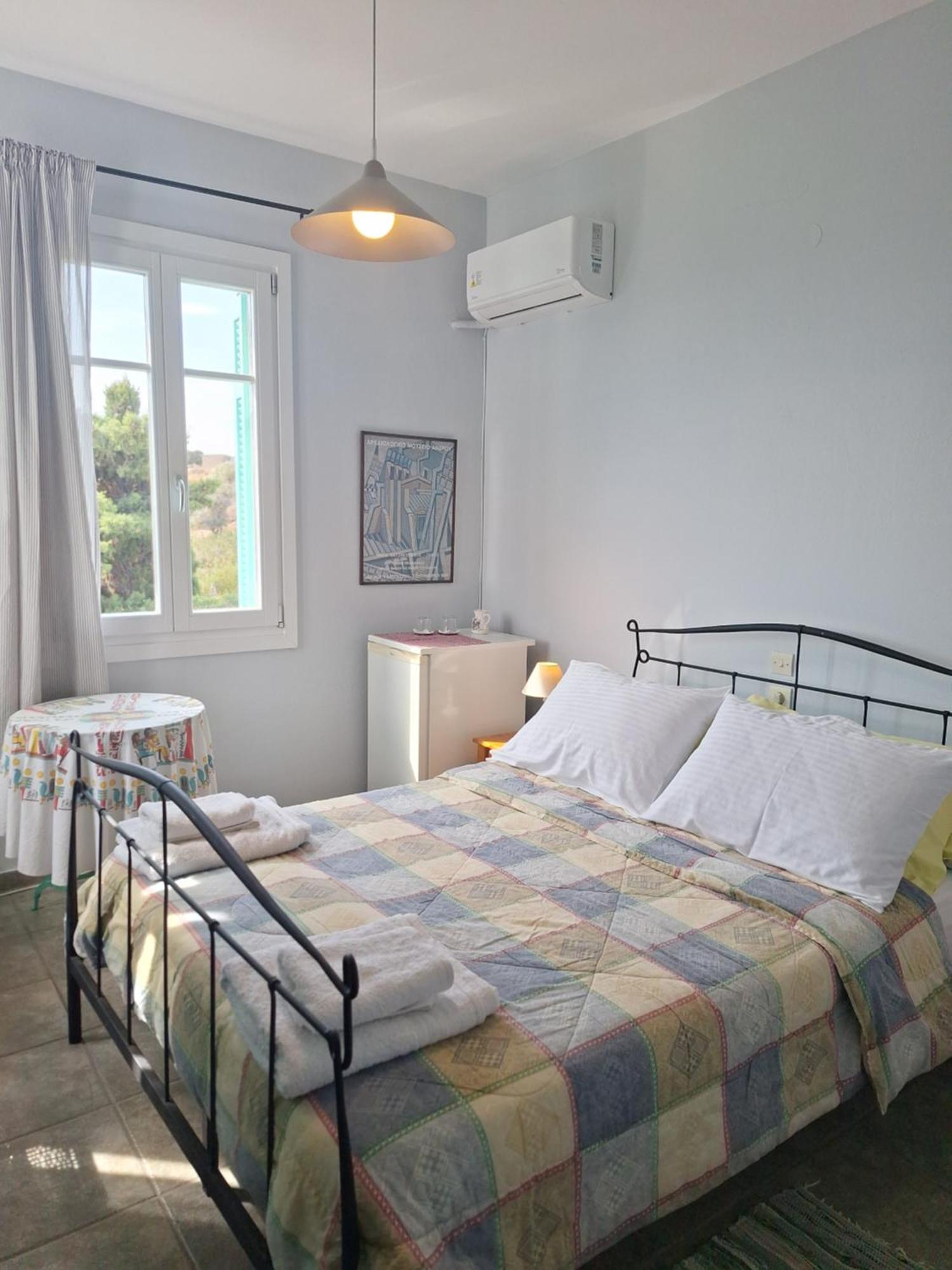 Hotel Blue Dolphin à Batsíon Extérieur photo