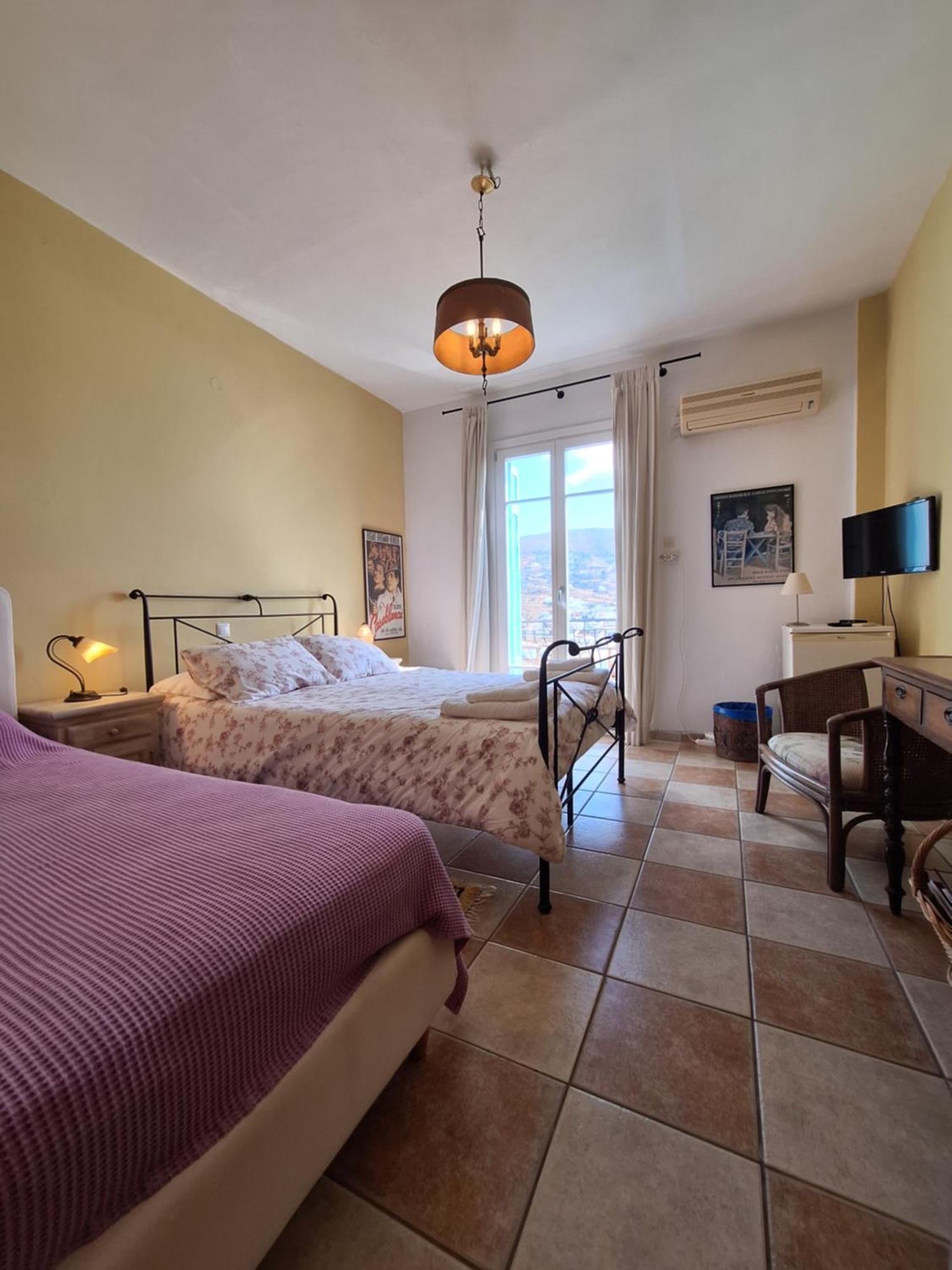 Hotel Blue Dolphin à Batsíon Extérieur photo